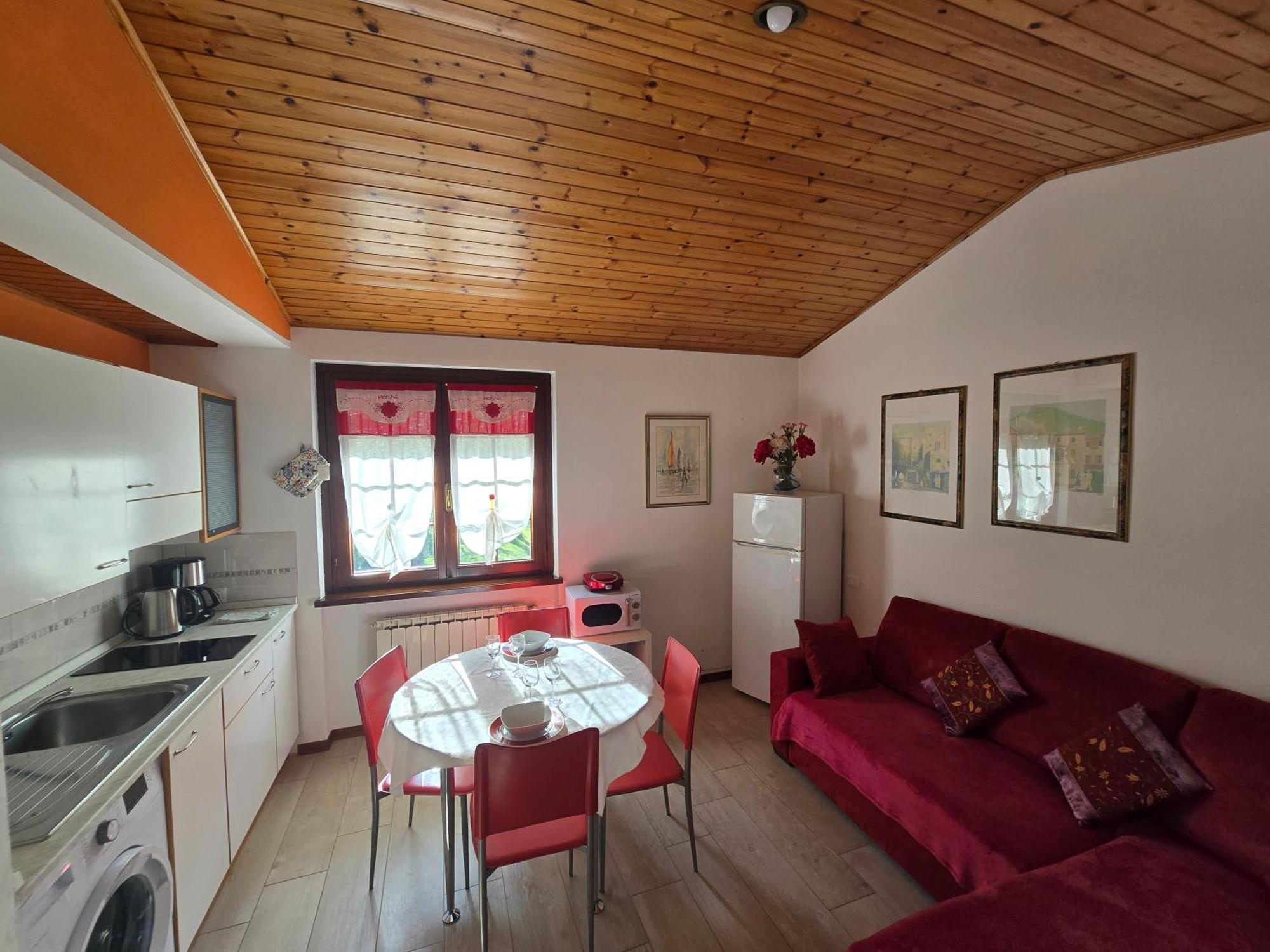casa caberlon Villa Malcesine Ruang foto